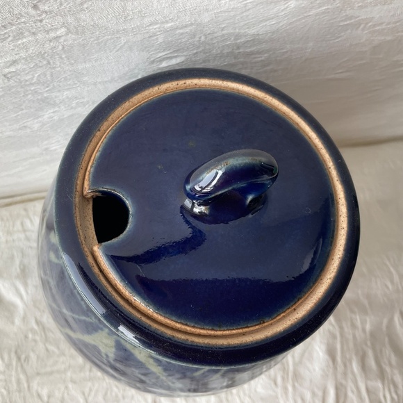 Gleason Brook Pottery Lidded Honey Pot - Picture 3 of 8